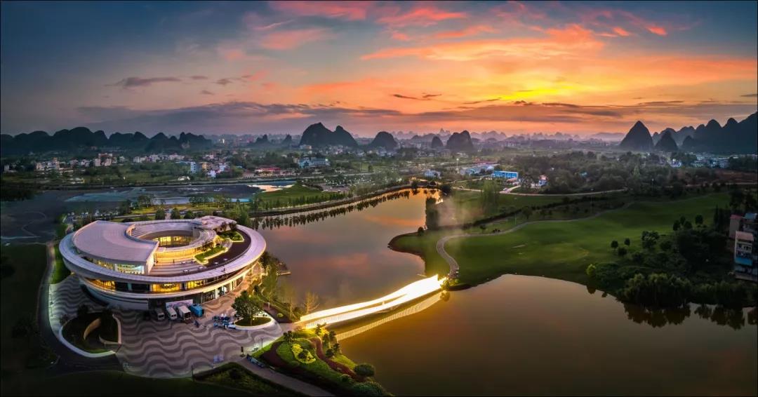 中國(guó)攝影金像獎(jiǎng)名家齊聚，直擊2021信昌集團(tuán)杯攝影大賽作品頒獎(jiǎng)儀式！